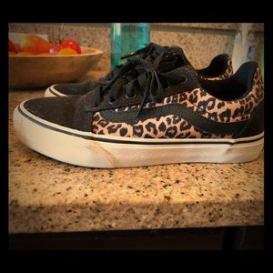 Leopard Vans